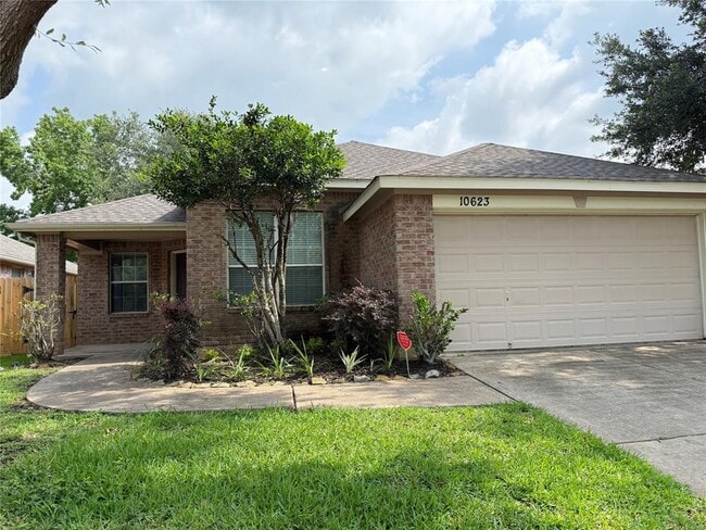 property at 10623 Saratoga Square
