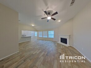 4717 Deal Dr in Fort Worth, TX - Building Photo - Building Photo
