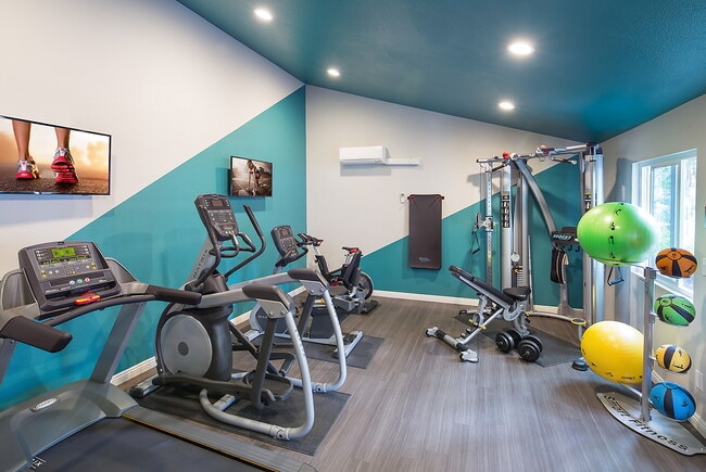 CentrePointe in San Diego, CA - Foto de edificio - Building Photo