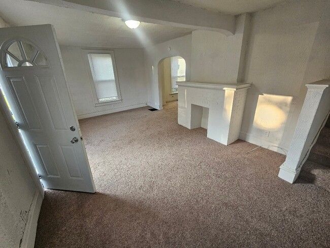 531 N Elizabeth St in Lima, OH - Building Photo - Building Photo