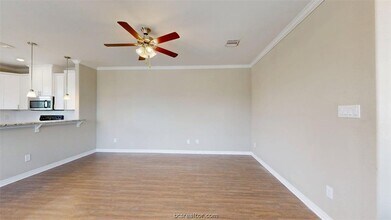 2139 Big River St in College Station, TX - Foto de edificio - Building Photo