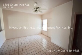 1201 Sandpiper Ave, Unit 19 in McAllen, TX - Building Photo - Building Photo