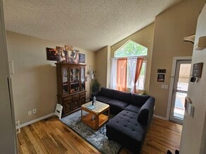 4336 Witches Hollow Ln in Colorado Springs, CO - Foto de edificio - Building Photo
