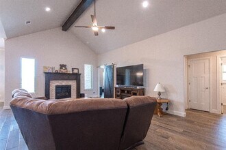 2244 E Kellan Ct Terrace in Mustang, OK - Building Photo - Building Photo