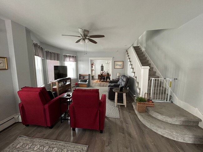 523 Ridge St in Emmaus, PA - Building Photo - Building Photo