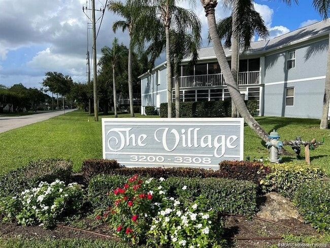 3218 SE Aster Ln, Unit P116 in Stuart, FL - Building Photo - Building Photo