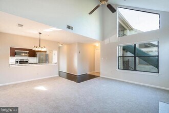 13408 Shady Knoll Dr in Silver Spring, MD - Building Photo - Building Photo