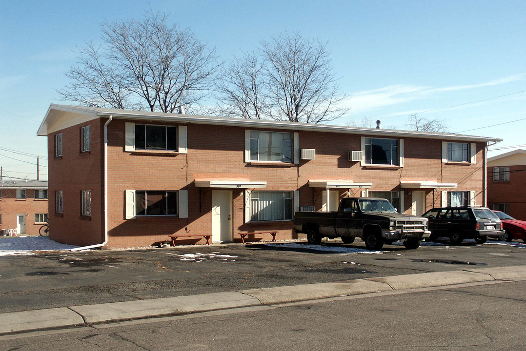 674-680 Moore St in Lakewood, CO - Building Photo