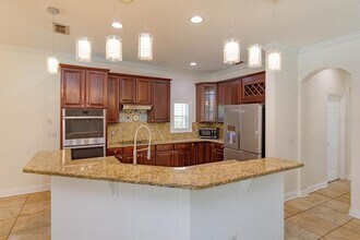13932 Florigold Dr in Windermere, FL - Building Photo - Building Photo