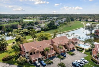 7170 Golden Eagle Ct, Unit The Pines 7170 in Ft. Myers, FL - Building Photo - Building Photo