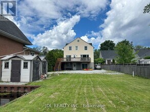 11 Red Robin Rd in Georgina, ON - Building Photo - Building Photo