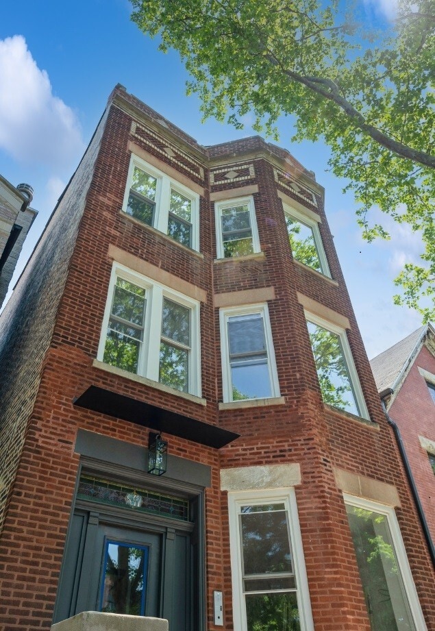 property at 841 N Mozart St