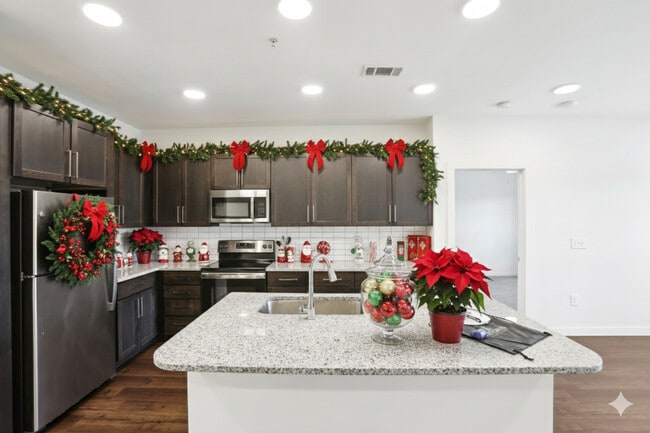 Station 75 Apartments at McDonough in Locust Grove, GA - Building Photo - Building Photo