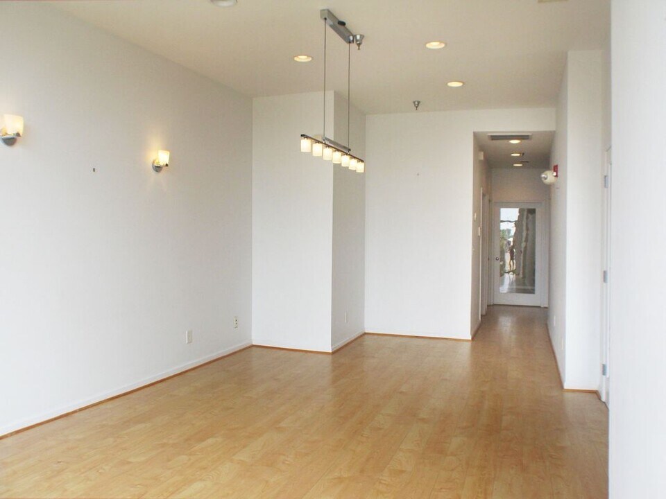 3574 N Davidson St in Charlotte, NC - Building Photo