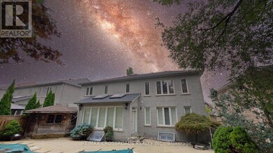 21 Bowan Ct in Toronto, ON - Building Photo - Building Photo
