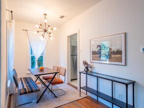 1609 Nickerson St in Austin, TX - Building Photo - Building Photo