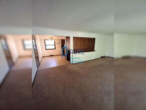 13629 Vincent Ave S in Burnsville, MN - Building Photo - Building Photo