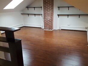 296 Lenox St, Unit 3rd floor in New Haven, CT - Foto de edificio - Building Photo
