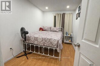 11 Habitat Square in Brampton, ON - Building Photo - Building Photo