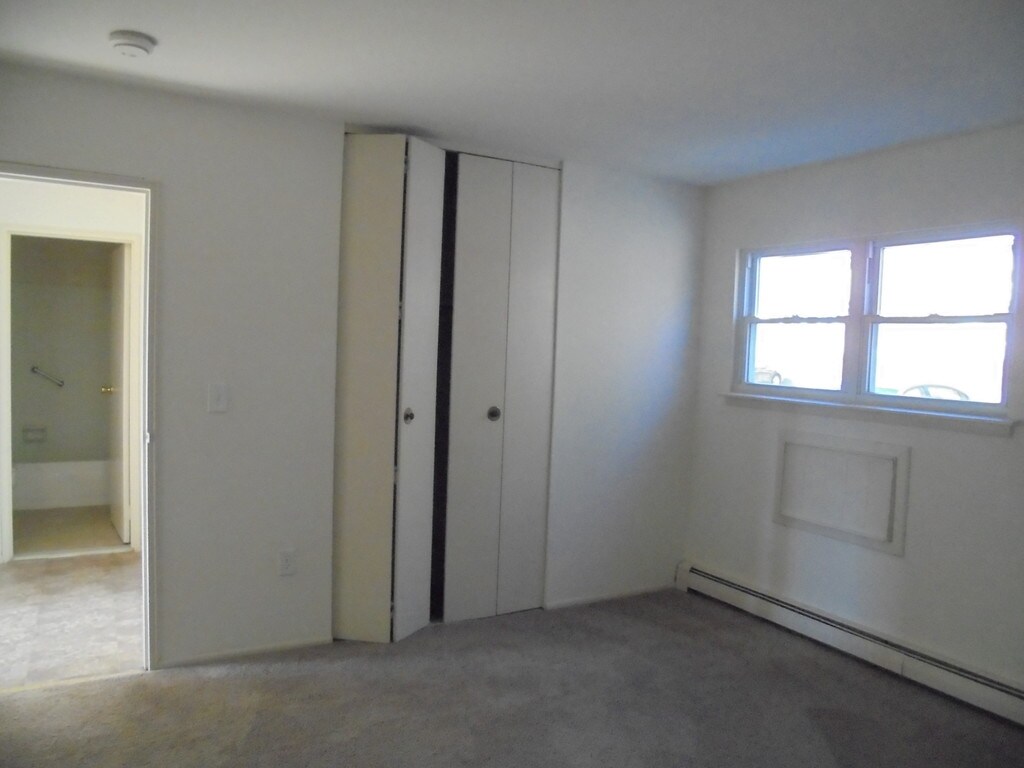 Crestwood Apartments in Middletown, NY