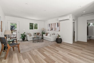 207 Apple Knoll in Boulder Creek, CA - Building Photo - Building Photo