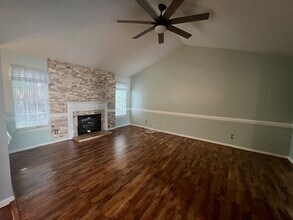 2707 Blockhouse Ct in Jamestown, NC - Building Photo - Building Photo