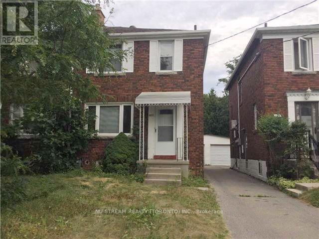 465 Sutherland Dr in Toronto, ON - Building Photo