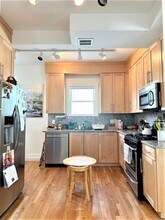 20 Concord Ave, Unit 2 in Somerville, MA - Foto de edificio - Building Photo