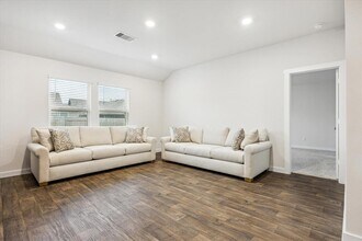 625 Jane Long Dr in San Marcos, TX - Building Photo - Building Photo