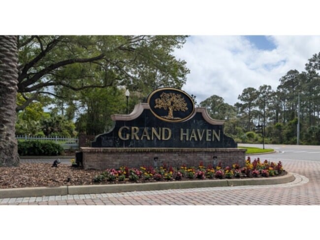 19 River Landing Dr in Palm Coast, FL - Building Photo - Building Photo