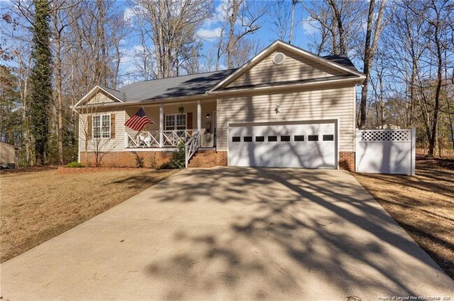 7053 Maple Cir in Sanford, NC - Building Photo - Building Photo