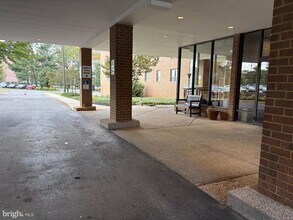 6317 Park Heights Ave in Baltimore, MD - Building Photo - Building Photo