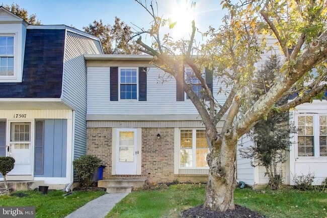 17505 Longview Ln in Olney, MD - Building Photo - Building Photo