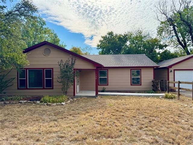 128 Siesta Ct in Granbury, TX - Building Photo - Building Photo