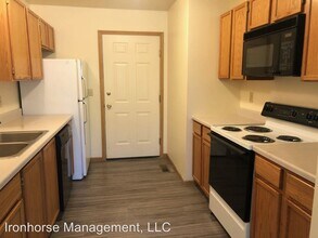 2401 Wheeler Dr in Bozeman, MT - Building Photo - Building Photo