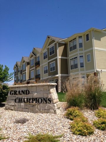 Grand Champions Apartment Homes in Manhattan, KS - Building Photo