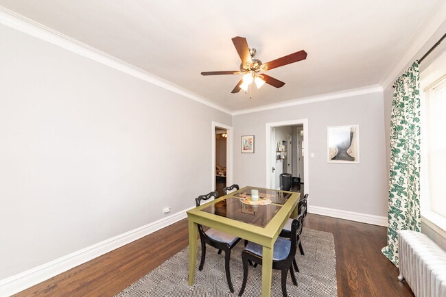 property at 4014 W Nelson St