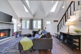 141 Tommy's Ln, Unit SI ID1032009P in Pocono Lake, PA - Building Photo