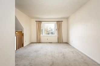 163 Wakefield Pl in Harrisonburg, VA - Foto de edificio - Building Photo