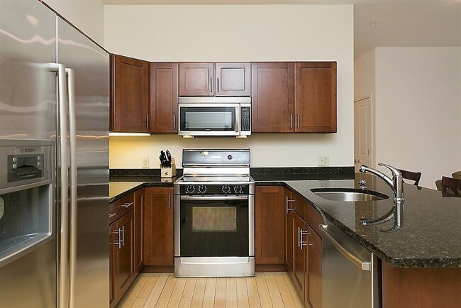 9 Gardner St, Unit 7 in Boston, MA - Building Photo - Building Photo