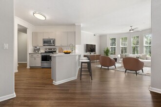 Park Central in Concord, CA - Foto de edificio - Interior Photo