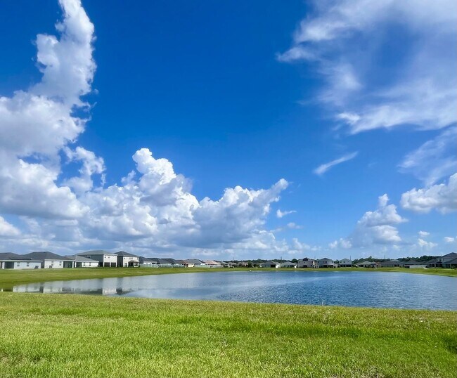 5420 Tessin trl in Magnolia Square, FL - Foto de edificio - Building Photo