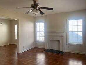 147 E Elmwood St, Unit 147 in Shreveport, LA - Building Photo - Building Photo