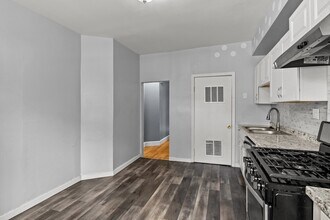 26 Alpine St in Boston, MA - Building Photo - Building Photo