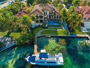 14 N Washington Dr in Sarasota, FL - Foto de edificio - Building Photo