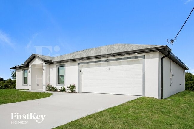 5402 Anita Ave N in Lehigh Acres, FL - Building Photo - Building Photo