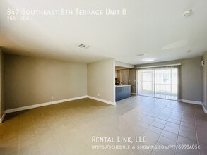 847 SE 8th Terrace in Cape Coral, FL - Building Photo - Building Photo