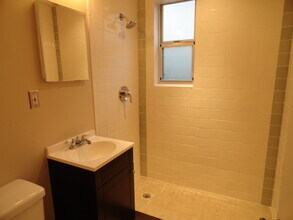 502 NE 70th St in Miami, FL - Building Photo - Building Photo