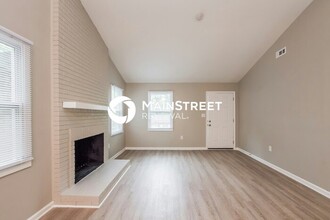 3733 Burntwood Ct in Charlotte, NC - Building Photo - Building Photo