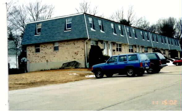 112-116 Cocasset St in Foxboro, MA - Foto de edificio - Building Photo